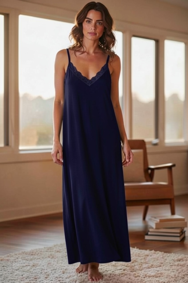 Maxi Loungewear Φόρεμα με Δαντελένιο Ντεκολτέ & Ρυθμιζόμενες Τιράντες